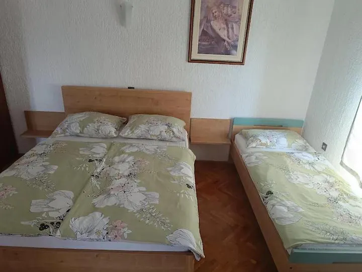 Apartment Maro And Studio Nora Malinska