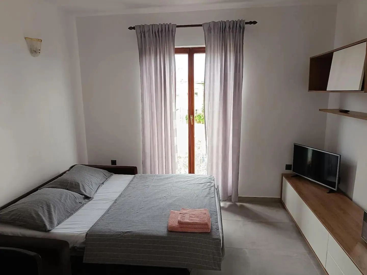 Apartment Maro And Studio Nora Malinska Croatia